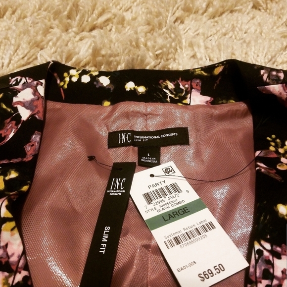 INC Floral Vest - Picture 2 of 3